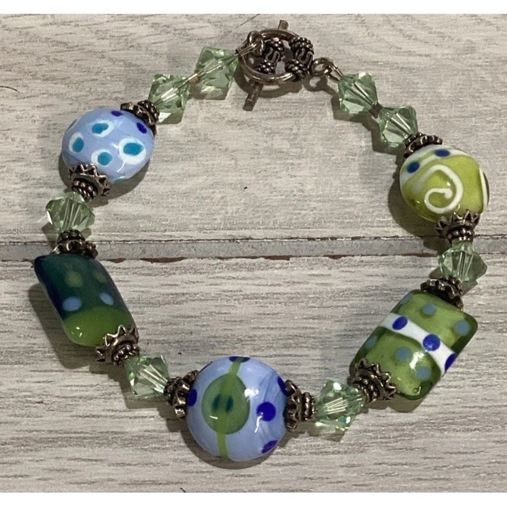 Silvertone Bracelet w/ Multicolor Bead Textured Vintage